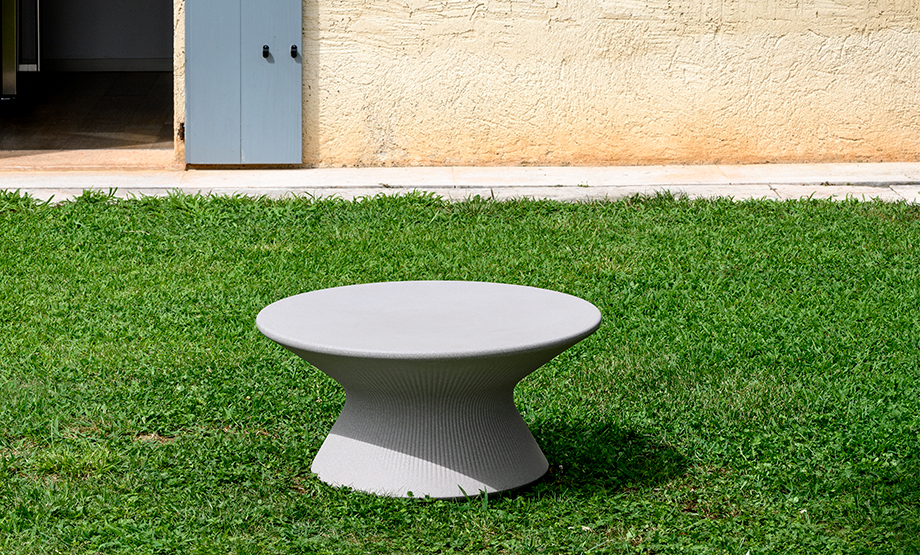 PLUST FADE COFFEE TABLE - GRANITO