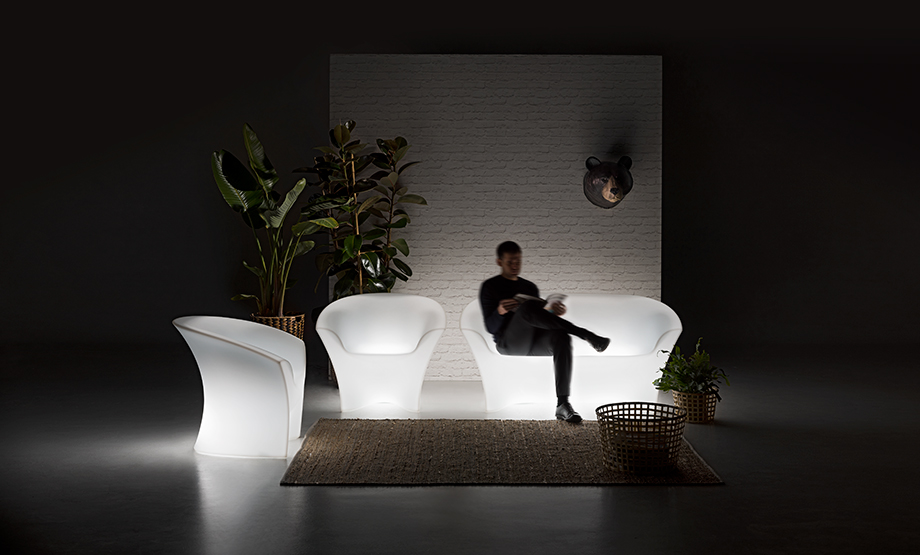 PLUST OHLA SOFA LIGHT INDOOR & OUTDOOR - NEUTRO