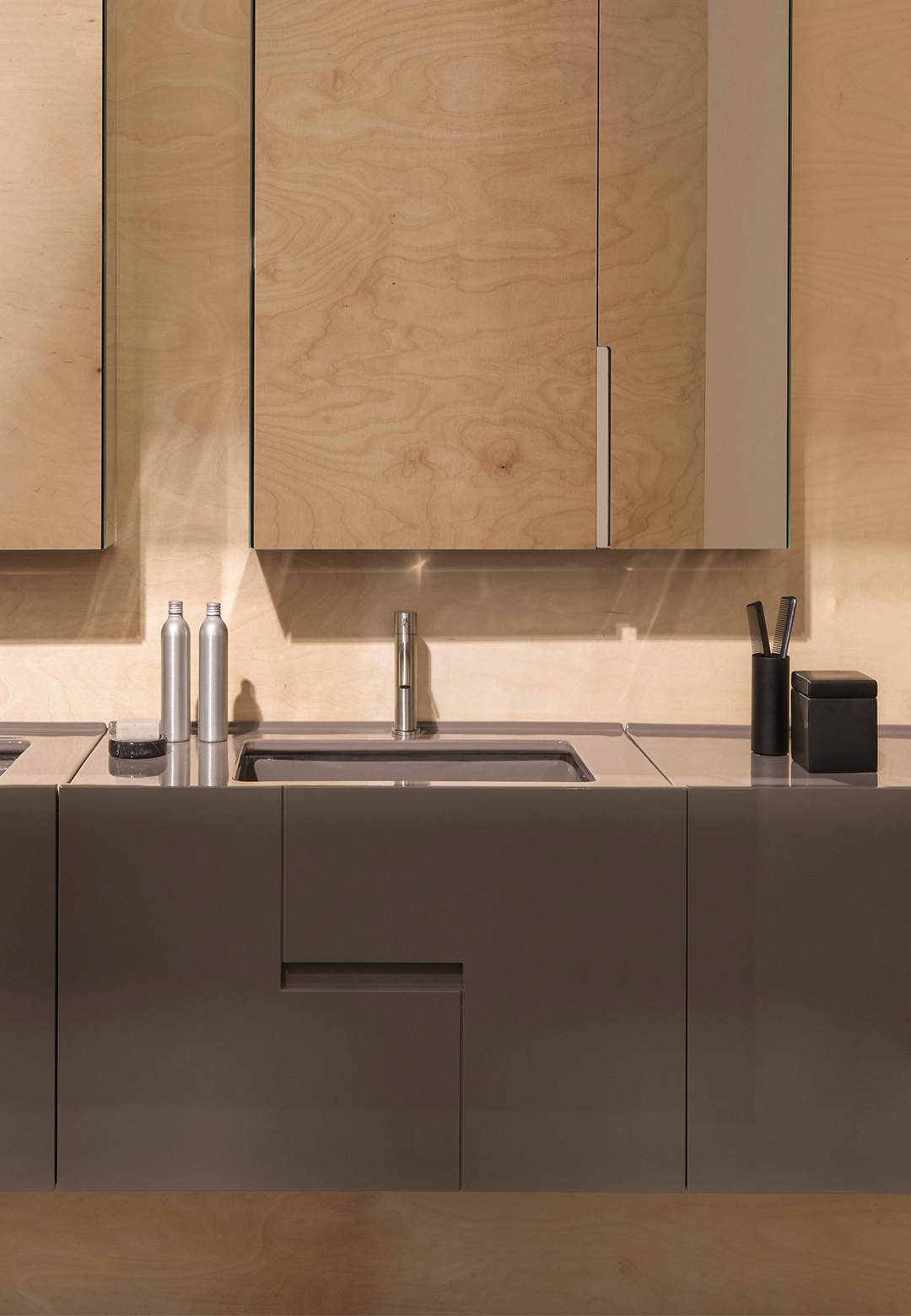 CIELO MOBILE FILO LACCATO MANIGLIA ORIZZONTALE