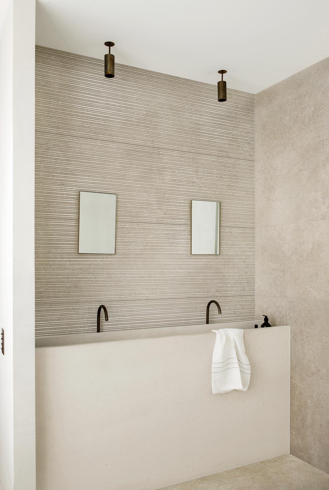 MARAZZI-MAGNIFICA-LIMESTONE-TAUPE-STRUTT-MIKADO