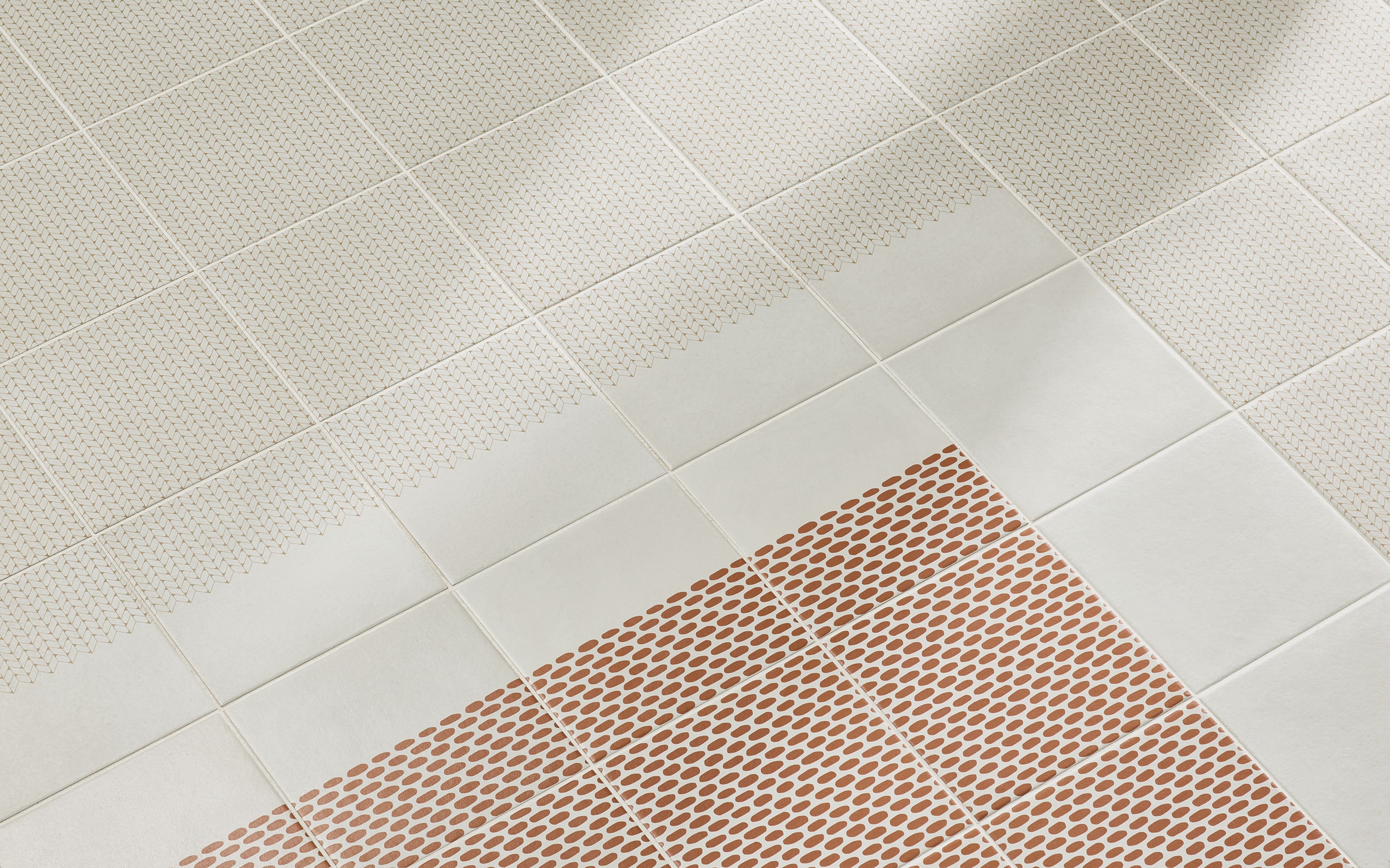 TAPE MESH HALF BROWN 20,5x20,5