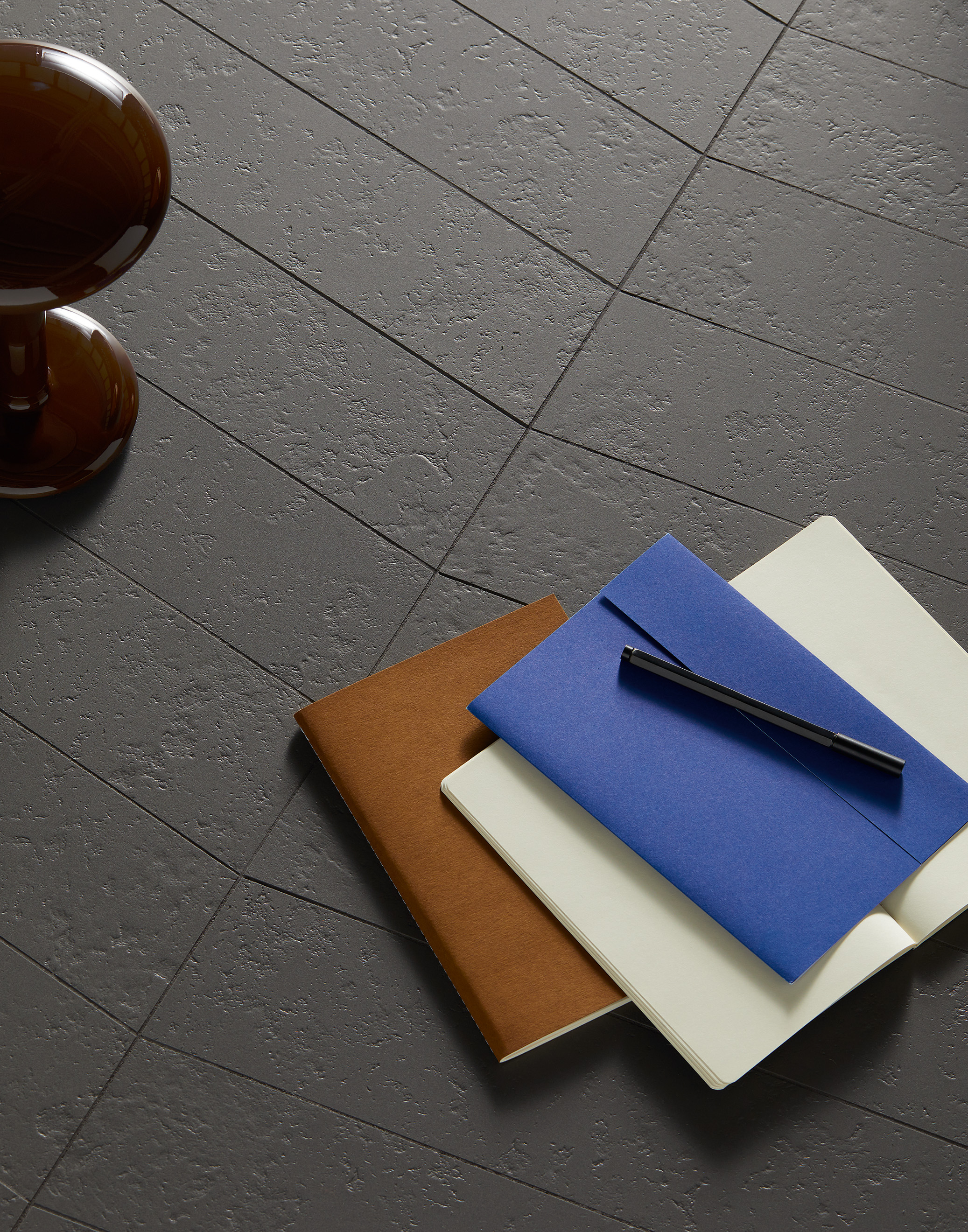 MUTINA-KOSEI-GREY-GREEN-15x15