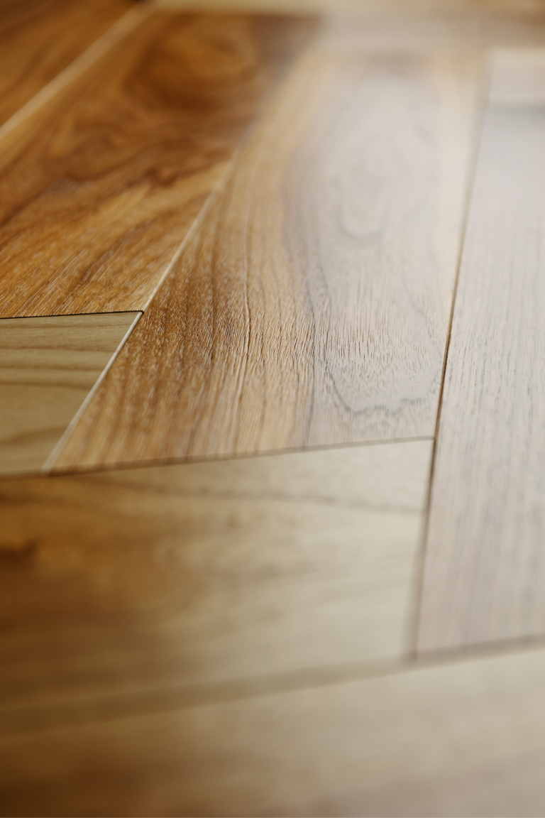 MARDEGAN-NATURAL-WOOD-(Noce-Americano)-PRELEVIGATO