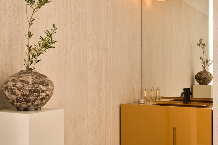 CIELO MOBILE FILO LACCATO MANIGLIA VERTICALE